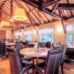 Logis Des Acacias Lille En Ferrain, Restaurant L'acacias Gourmand 3* 诺伊维尔恩费莱恩