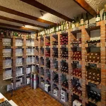 Logis Des Acacias Lille En Ferrain, Restaurant L'acacias Gourmand Hotel