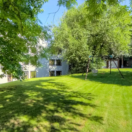 Logis Des Acacias Lille En Ferrain, Restaurant L'acacias Gourmand Hotel Neuville-en-Ferrain