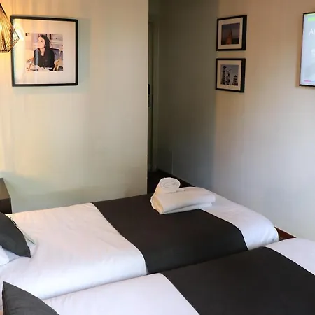 Logis Restaurant Des Acacias Lille En Ferrain 3* Neuville-en-Ferrain