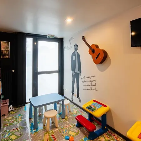 Logis Des Acacias Lille En Ferrain, Restaurant L'acacias Gourmand 3*