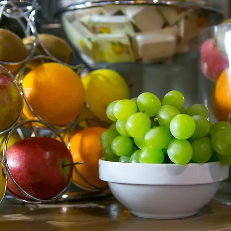 מלון Logis Des Acacias Lille En Ferrain, Restaurant L'acacias Gourmand נוביל-אן-פרה