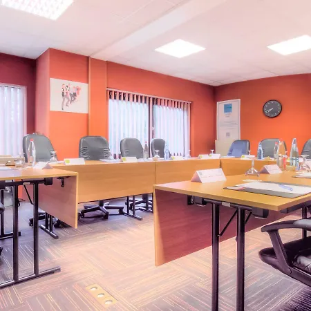 Logis Des Acacias Lille En Ferrain, Restaurant L'acacias Gourmand