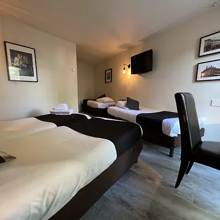 Logis Des Acacias Lille En Ferrain, Restaurant L'acacias Gourmand Szálloda Neuville-en-Ferrain