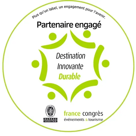 Logis Des Acacias Lille En Ferrain, Restaurant L'acacias Gourmand 3* נוביל-אן-פרה