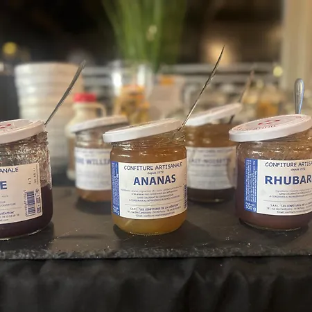 Logis Des Acacias Lille En Ferrain, Restaurant L'acacias Gourmand