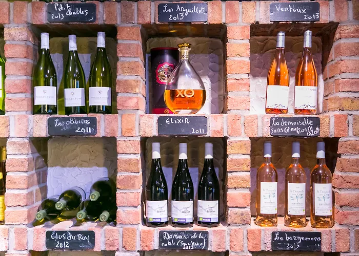 Logis Des Acacias Lille En Ferrain, Restaurant L'acacias Gourmand 诺伊维尔恩费莱恩