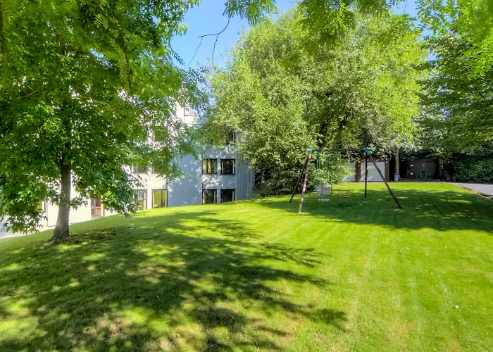 Logis Des Acacias Lille En Ferrain, Restaurant L'acacias Gourmand 酒店 诺伊维尔恩费莱恩