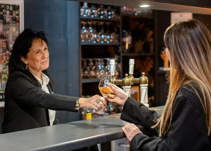 酒店 Logis Des Acacias Lille En Ferrain, Restaurant L'acacias Gourmand