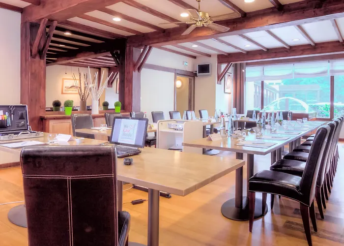 酒店 Logis Des Acacias Lille En Ferrain, Restaurant L'acacias Gourmand 3*