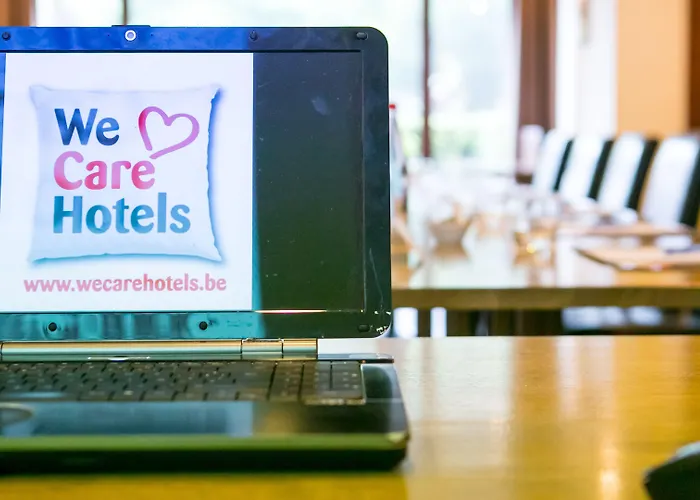 Logis Des Acacias Lille En Ferrain, Restaurant L'acacias Gourmand 酒店 诺伊维尔恩费莱恩