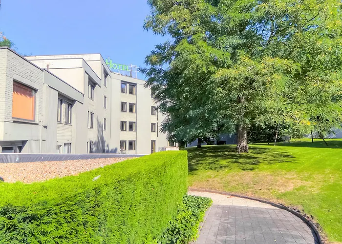 Logis Des Acacias Lille En Ferrain, Restaurant L'acacias Gourmand 3* 诺伊维尔恩费莱恩