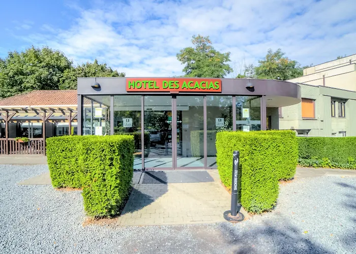 Logis Des Acacias Lille En Ferrain, Restaurant L'acacias Gourmand 酒店 诺伊维尔恩费莱恩