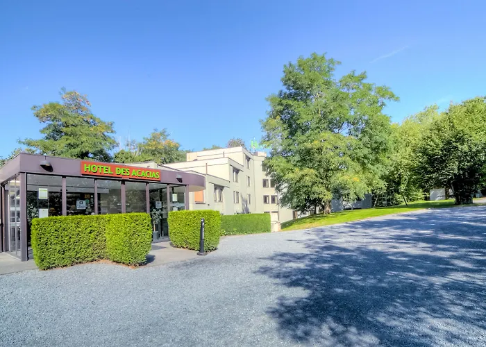 Logis Des Acacias Lille En Ferrain, Restaurant L'acacias Gourmand 3*