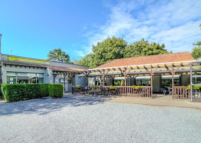 Logis Des Acacias Lille En Ferrain, Restaurant L'acacias Gourmand 酒店 诺伊维尔恩费莱恩