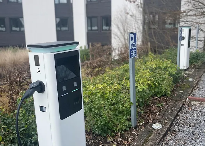 Logis Des Acacias Lille En Ferrain, Restaurant L'acacias Gourmand 酒店